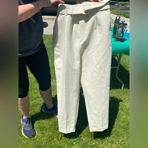 ZARA Women’s L cream trousers with belt